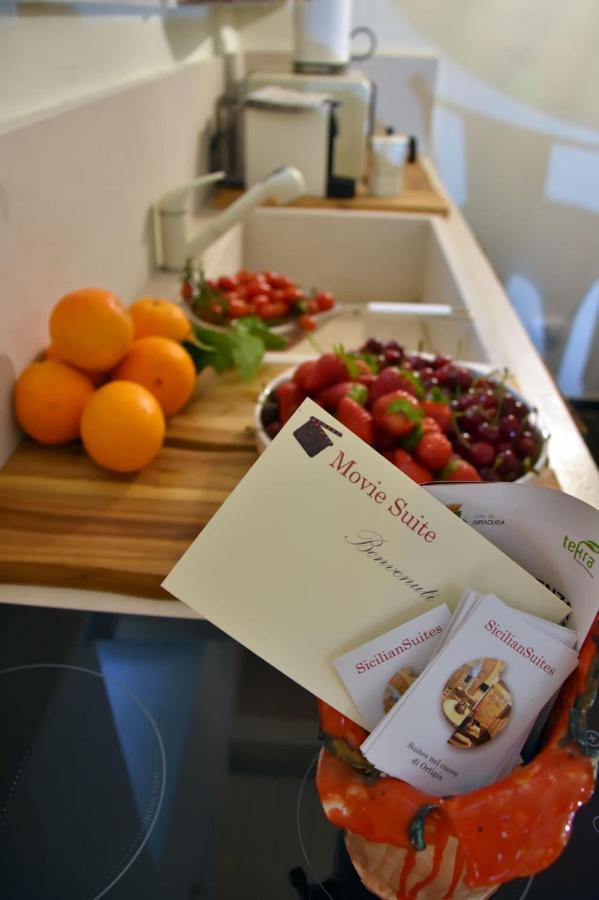 Movie Suite Ortigia Syracuse ภายนอก รูปภาพ